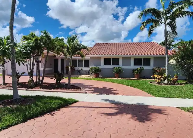 Property at 14260 SW 37th St, Miami, FL, 33175, 4 beds, 2.5 baths, [object Object]