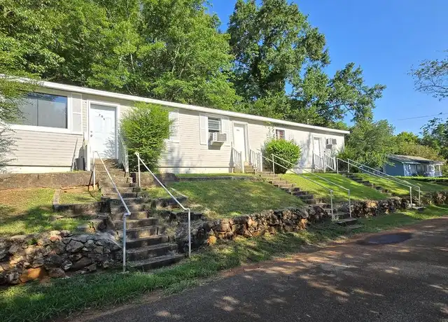 Property at 704 Hamm St, Oxford, AL, 36203, 1 bed, 1 bath, [object Object]