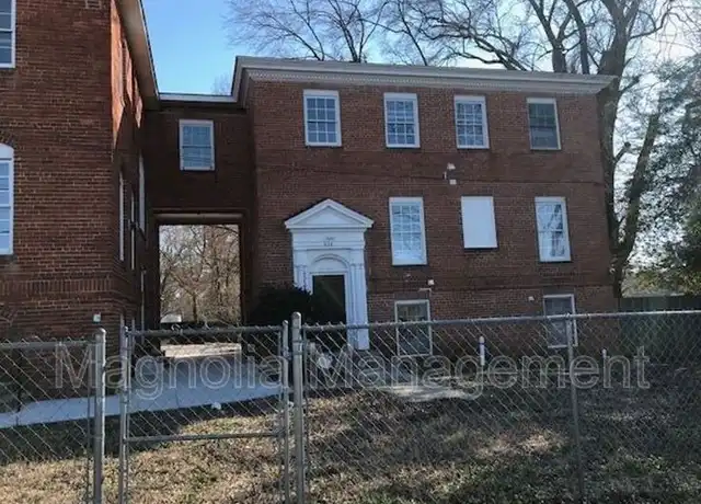 Property at 514 N Beckford Dr Unit B, Henderson, NC, 27536, 2 beds, 1 bath, [object Object]