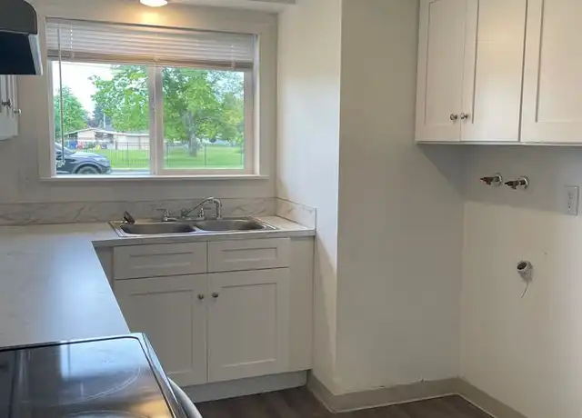 Property at 4112 Lancaster Dr NE Unit 4122, Salem, OR, 97305, 2 beds, 1.5 baths, [object Object]
