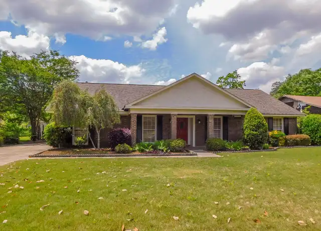 Property at 212 Davors Dr, Montgomery, AL, 36109, 4 beds, 2 baths, [object Object]
