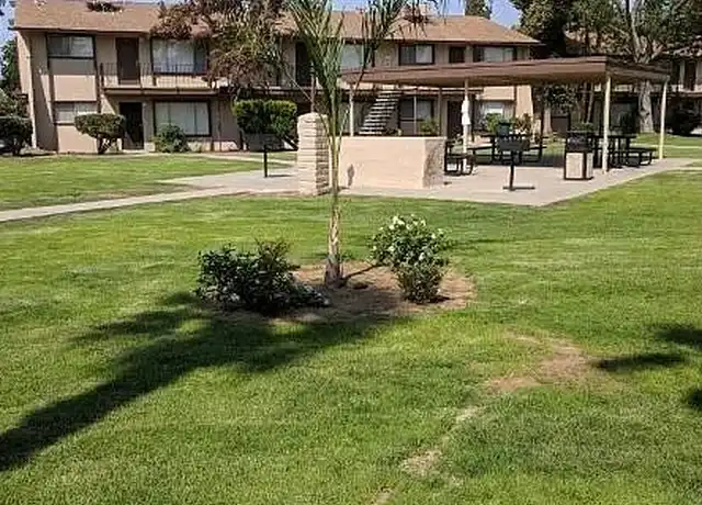 Property at Las Palmas Apartments - 3960 N Fruit Ave, Fresno, CA, 93705, 2 beds, 1 bath, [object Object]