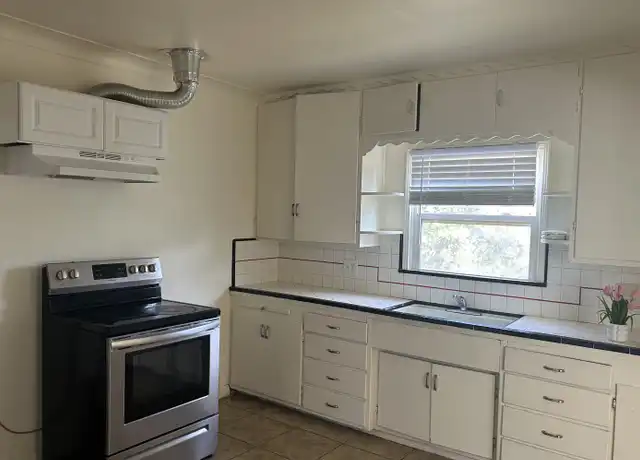 Property at 1105 Coffee Rd Unit A, Modesto, CA, 95355, 2 beds, 1 bath, [object Object]