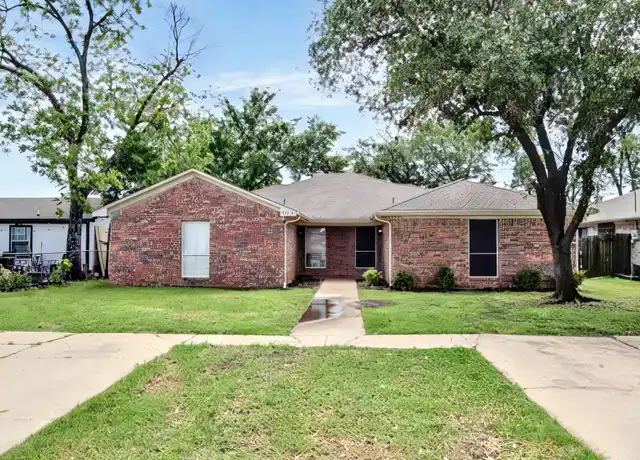 Property at 404 Center St Unit A, Forney, TX, 75126, 3 beds, 2 baths, [object Object]