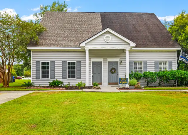 Property at 3145 Queensgate Way, Mount Pleasant, SC, 29466, 3 beds, 2 baths, [object Object]