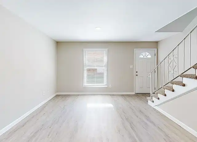 Property at Ashby Gardens - 1719 Eastcrest Dr, Charlotte, NC, 28205, 1-3 bed, 1-1.5 bath, [object Object]