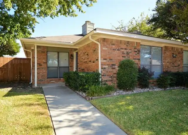 Property at 1801 W Spring Creek Pkwy Unit T2, Plano, TX, 75023, 2 beds, 1 bath, [object Object]