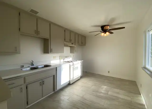 Property at 112 N M St Unit 2, Lompoc, CA, 93436, 2 beds, 1 bath, [object Object]