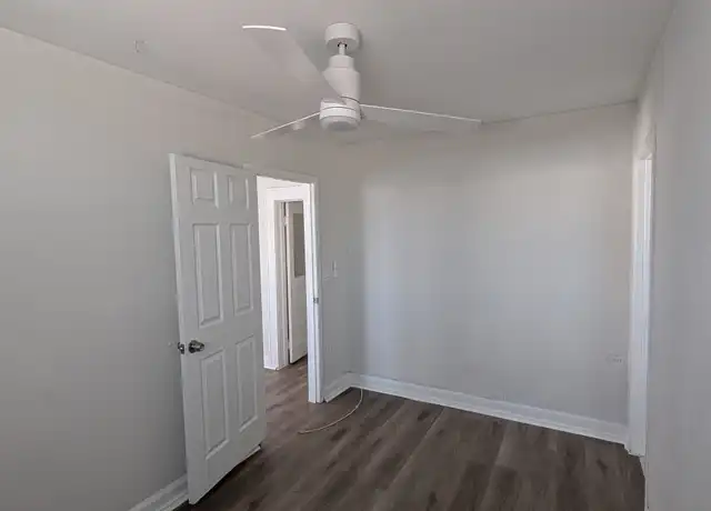 Property at 2904 W Chestnut St Apt 2, Tampa, FL, 33607, 2 beds, 1 bath, [object Object]