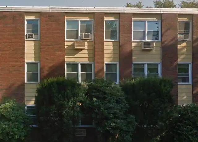 Property at 560 Main St Unit 3E, West Haven, CT, 06516, 2 beds, 1 bath, [object Object]