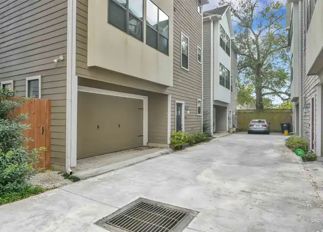 Property at 910 W 20th St, Houston, TX, 77008, 3 beds, 3.5 baths, [object Object]