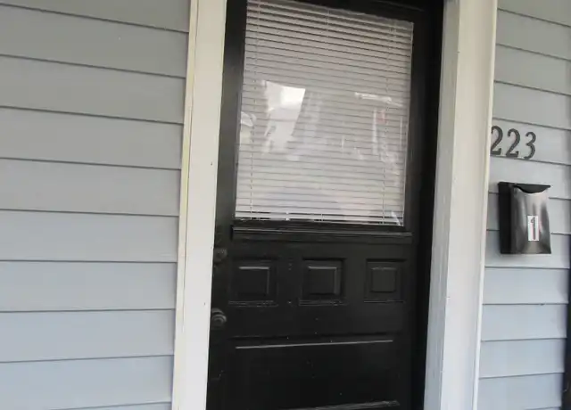 Property at 223 W Culpeper St Unit 1, Culpeper, VA, 22701, 2 beds, 1 bath, [object Object]