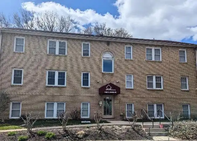 Property at 1420 E State St, Rockford, IL, 61104, 1 bed, 1 bath, [object Object]