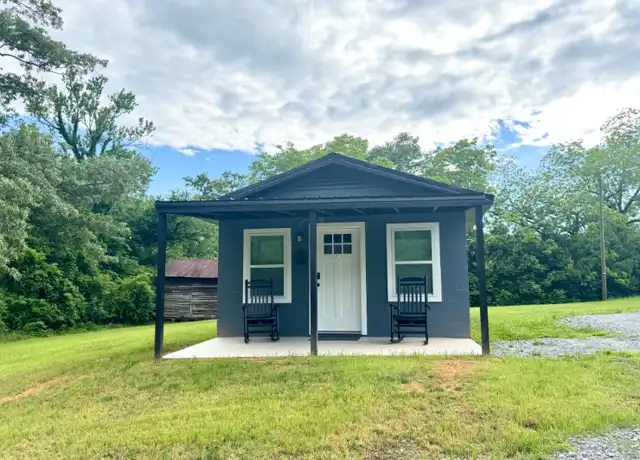 Property at 385 Main St Unit B, Iva, SC, 29655, 1 bed, 1 bath, [object Object]