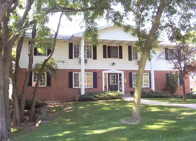 Property at 2361 Chalet Gardens Rd Unit 1, Fitchburg, WI, 53711, 2 beds, 1 bath, [object Object]