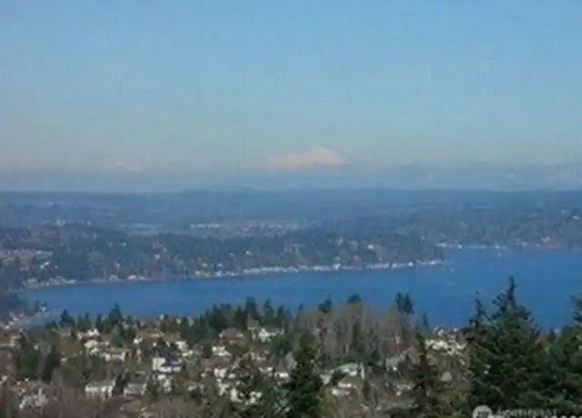 Property at 17097 SE 58th St, Bellevue, WA, 98006, 4 beds, 3.5 baths, [object Object]
