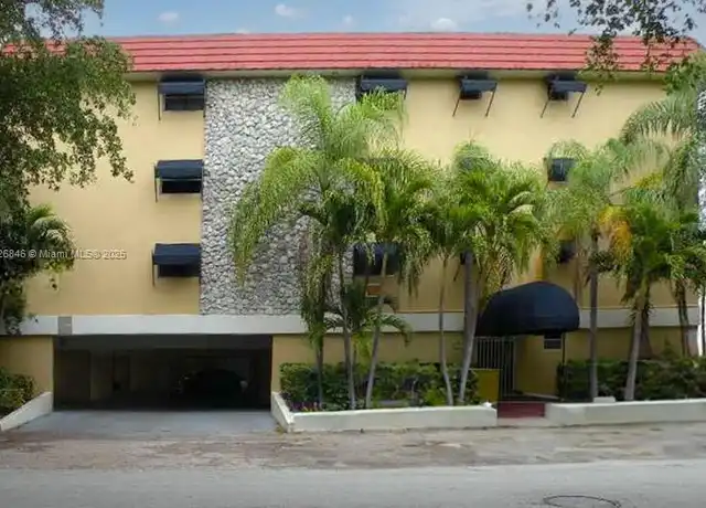 Property at 427 Santander Ave #305, Coral Gables, FL, 33134, 1 bed, 1 bath, [object Object]