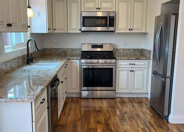 Photo of 12100 Montecito Rd, Los Alamitos, CA 90720