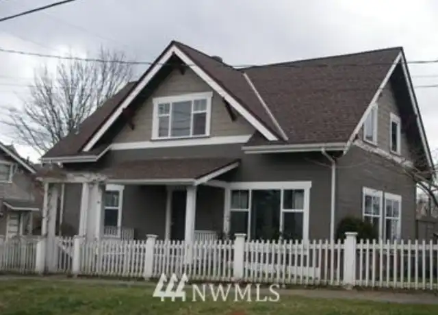 Property at 1118 N 8th St, Tacoma, WA, 98403, 4 beds, 3 baths, [object Object]