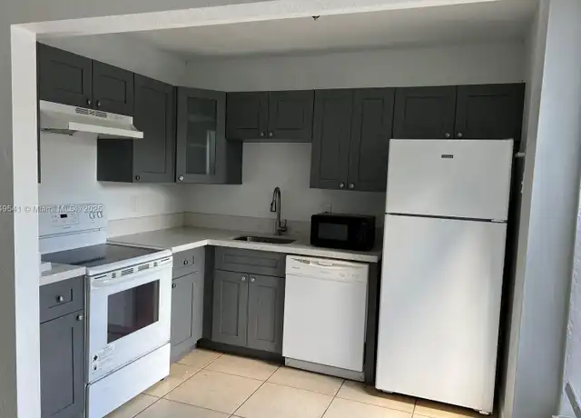 Property at 4705 NW 9th Dr #4705, Plantation, FL, 33317, 2 beds, 1.5 baths, [object Object]