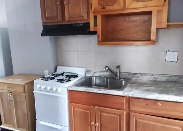 Property at 420 W Ruscomb St, Philadelphia, PA, 19120, 1 bed, 1 bath, [object Object]