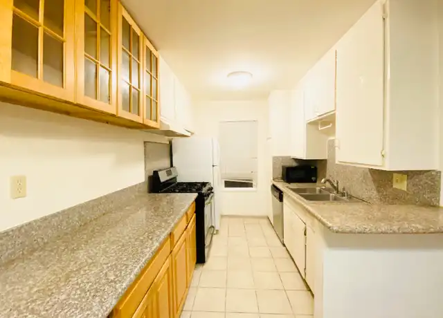 Property at 1913 Overland Ave Unit 2, Los Angeles, CA, 90025, 2 beds, 2 baths, [object Object]