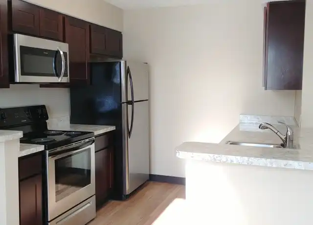 Property at 1291 High St Unit 206, Wadsworth, OH, 44281, 2 beds, 2 baths, [object Object]