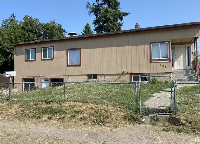 Property at 1327 E Nebraska Ave, Spokane, WA, 99208, 4 beds, 1 bath, [object Object]