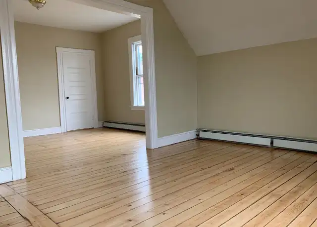 Property at 271 Broadway Unit 3, Providence, RI, 02903, 3 beds, 1 bath, [object Object]