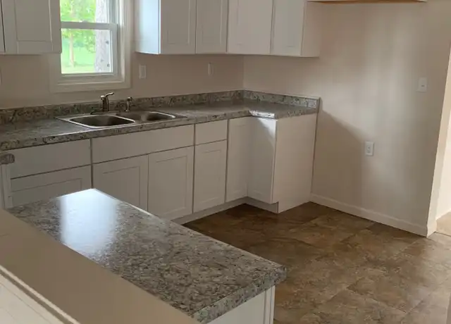 Property at 1308 N Harris Ave, Champaign, IL, 61820, 2 beds, 1 bath, [object Object]