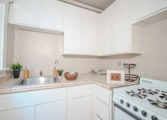 Property at 65 Linden Ave Unit 22, Long Beach, CA, 90802, 0 beds, 1 bath, [object Object]