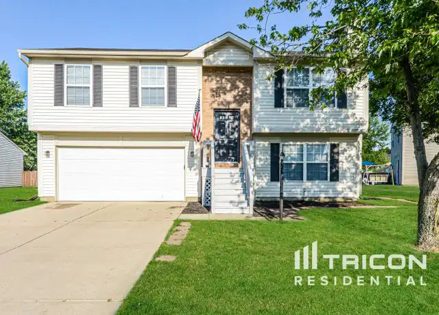 Property at 321 Brixton Woods East Dr, Pittsboro, IN, 46167, 3 beds, 2.5 baths, [object Object]