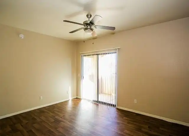 Property at 2811 W Deer Valley Rd, Phoenix, AZ, 85027, 2 beds, 2 baths, [object Object]