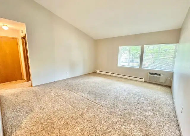 Property at 3413 S 26th St Unit 3439-19, Milwaukee, WI, 53215, 1 bed, 1 bath, [object Object]