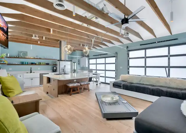 Property at 416 Virginia St Unit Pool, El Segundo, CA, 90245, 1 bed, 1 bath, [object Object]