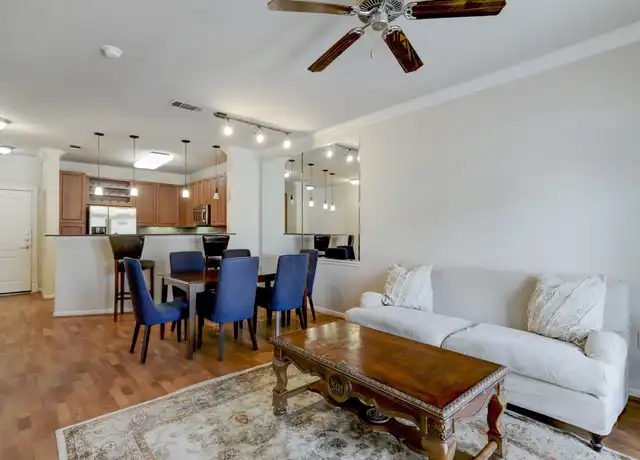 Property at 1711 Old Spanish Trl #410, Houston, TX, 77054, 1 bed, 1 bath, [object Object]