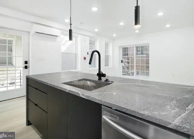 Property at 2132 Pine St Unit 1R, Philadelphia, PA, 19103, 3 beds, 2 baths, [object Object]