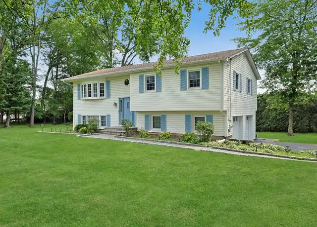 Property at 12 N Fairview Ave, Nanuet, NY, 10954, 3 beds, 1.5 baths, [object Object]