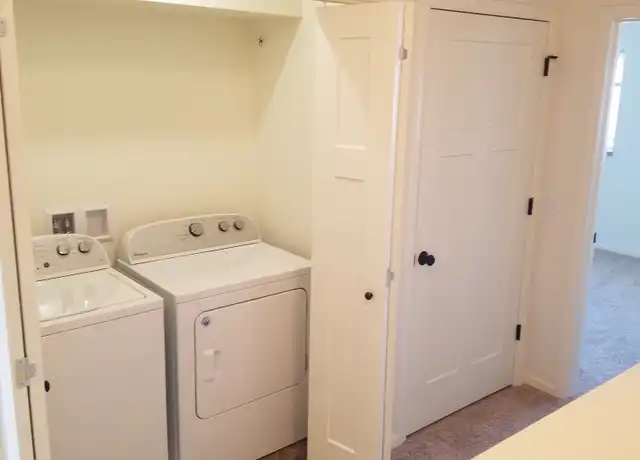 Property at 2525 Bowen St Unit 2529, Oshkosh, WI, 54901, 3 beds, 2 baths, [object Object]