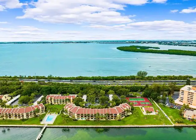 Property at 7500 Sunshine Skyway Ln S, Saint Petersburg, FL, 33711, 2 beds, 3 baths, [object Object]