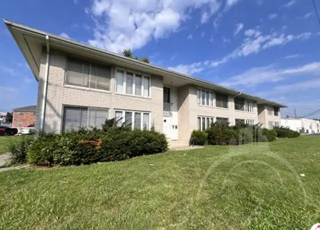 Property at 2420 Eastgate Rd Unit 2, Toledo, OH, 43614, 2 beds, 1 bath, [object Object]