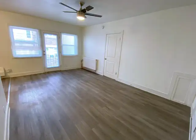 Property at 130 S 300 E Unit 19, Salt Lake City, UT, 84111, 1 bed, 1 bath, [object Object]