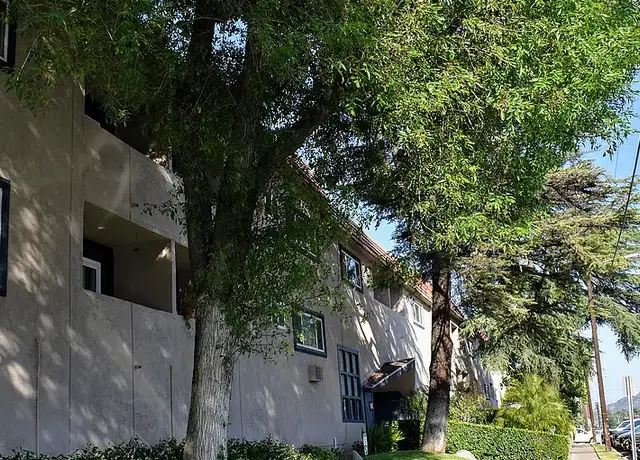 Photo of 3049 Montrose Ave, La Crescenta, CA 91214