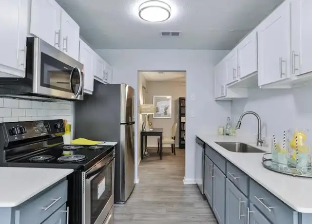 Property at 4098 S Cobb Dr SE Unit 601, Smyrna, GA, 30080, 2 beds, 2 baths, [object Object]