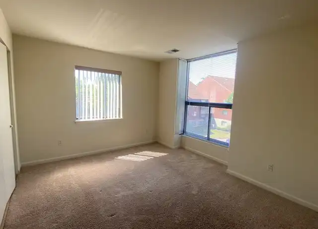 Property at 5502 Vantage Point Rd, Columbia, MD, 21044, 2 beds, 2.5 baths, [object Object]