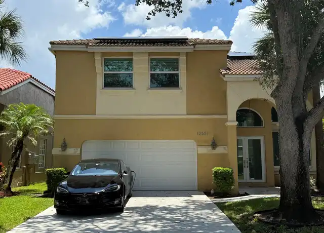 Property at 10661 NW 47th Ct, Coral Springs, FL, 33076, 4 beds, 2.5 baths, [object Object]