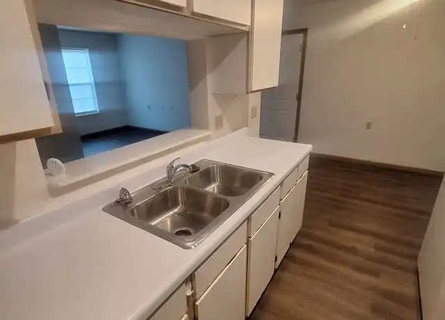 Property at 1998 Woodcrest Pl Unit 1993-202, De Soto, MO, 63020, 2 beds, 1.5 baths, [object Object]