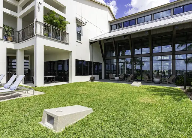 Photo of 14012 Shoreside Way, Winter Garden, FL 34787