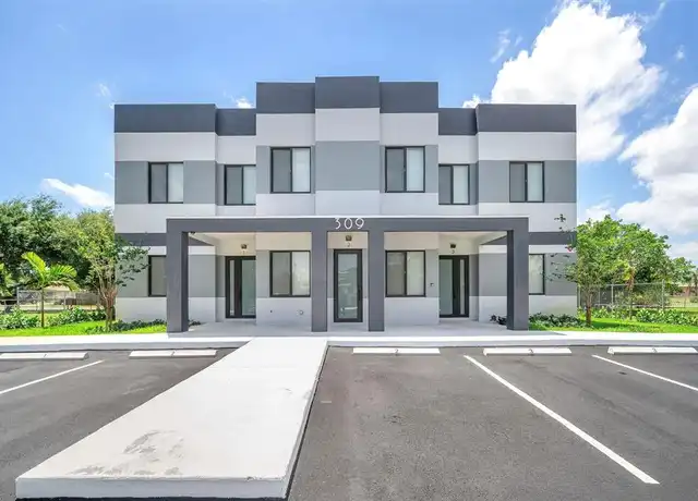 Property at 309 NW 7th Ct, Hallandale Beach, FL, 33009, 3 beds, 2.5 baths, [object Object]