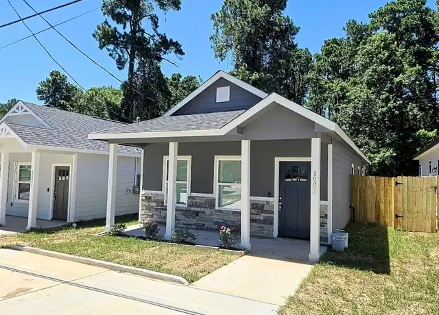 Property at 16894 Balmoral, Montgomery, TX, 77316, 3 beds, 2 baths, [object Object]
